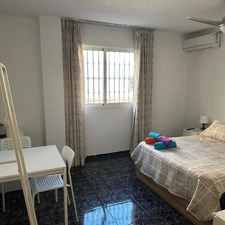 Almeria Centro Habitacion Privada En Apartamento Compartido Eksteriør billede
