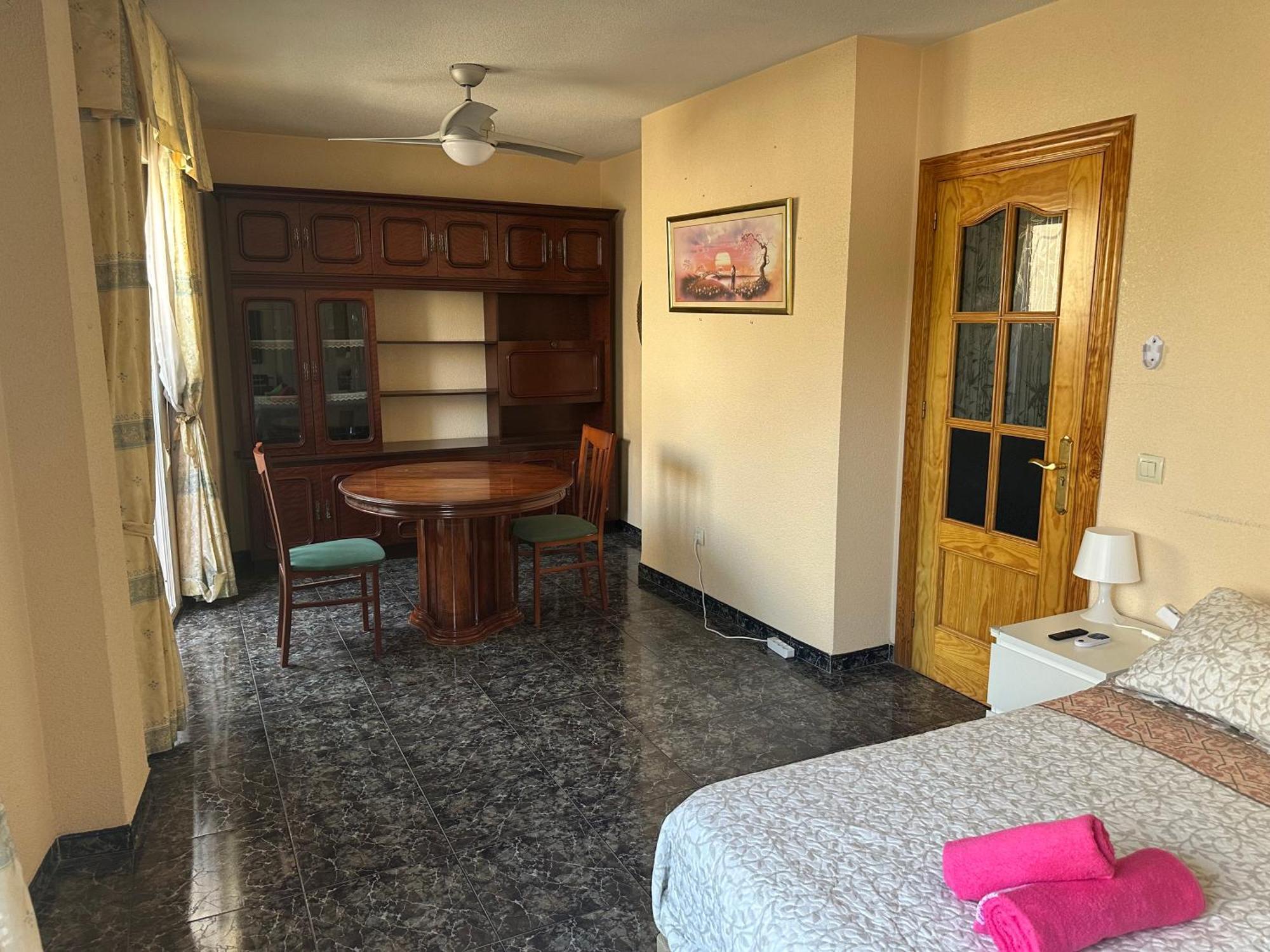 Almeria Centro Habitacion Privada En Apartamento Compartido Eksteriør billede