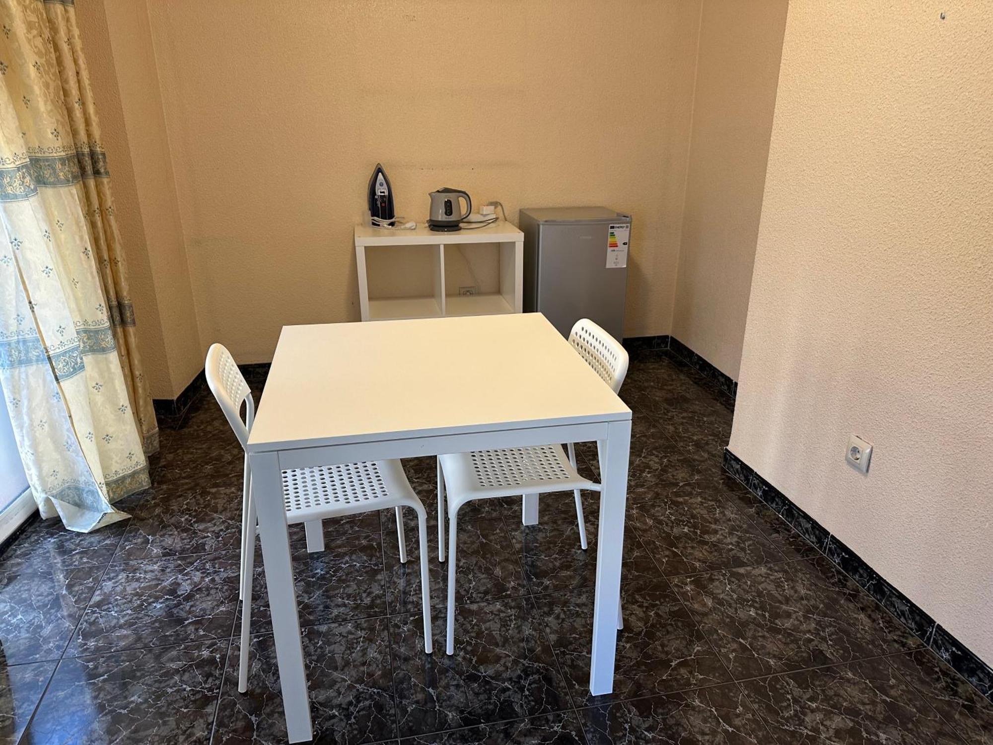 Almeria Centro Habitacion Privada En Apartamento Compartido Eksteriør billede